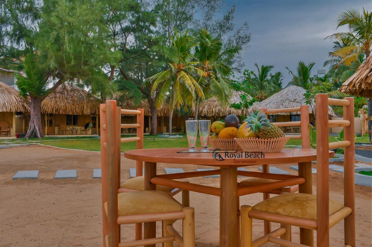 Royal Beach Arugam Bay Exterior foto